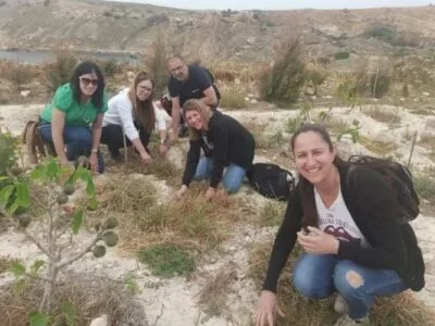 Environmental CSR / Team Building with Green Fingers Club
