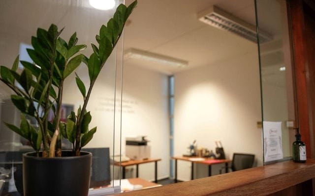 Volunteer Reception Worker